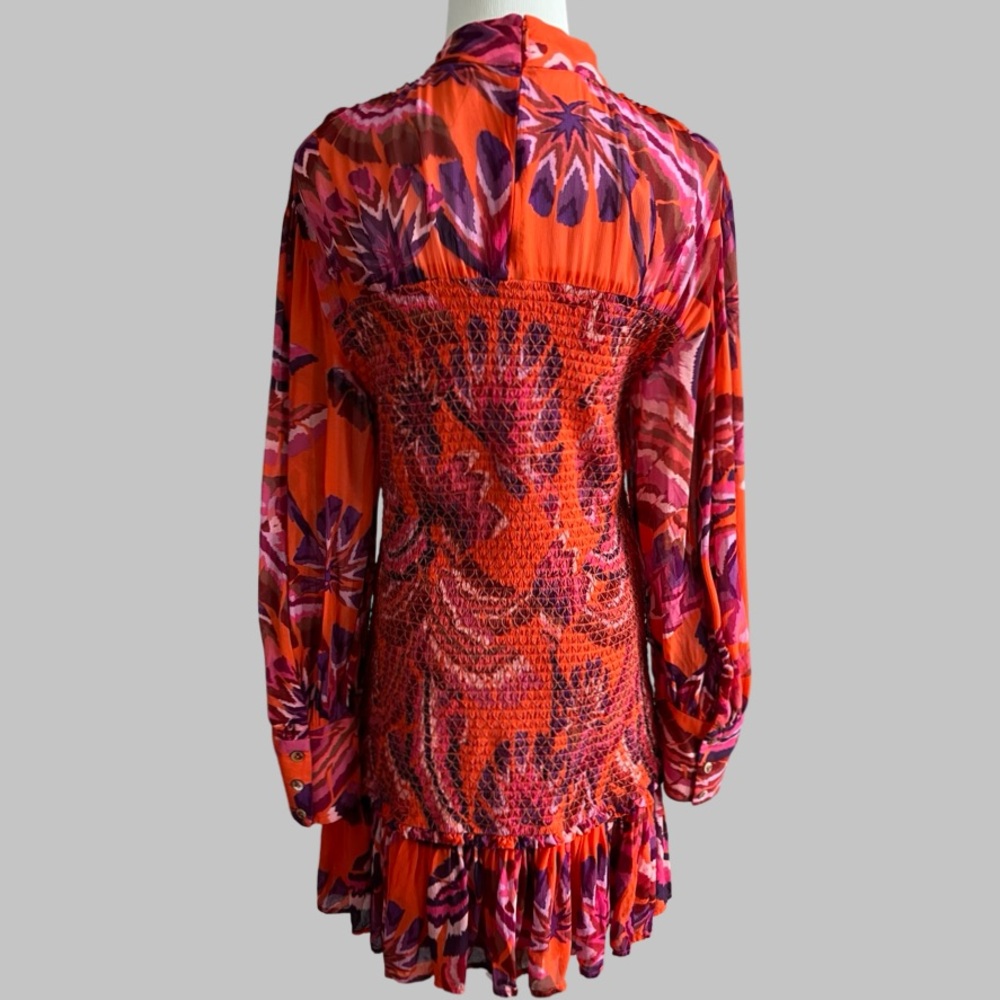 Farm Rio Chevron Forest Orange Mini
Dress Size M - Picture 4 of 13